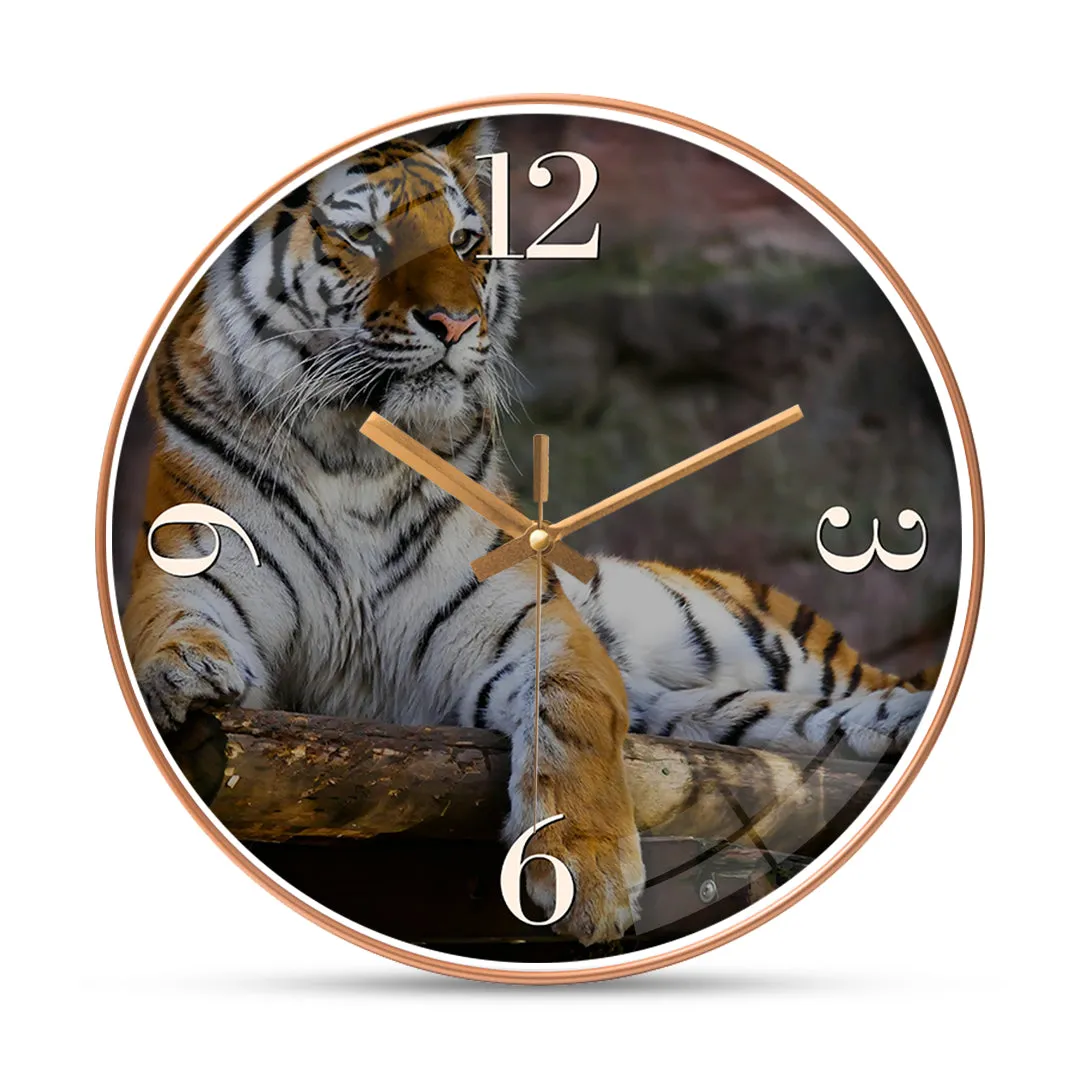 Attituded tiger wall clock