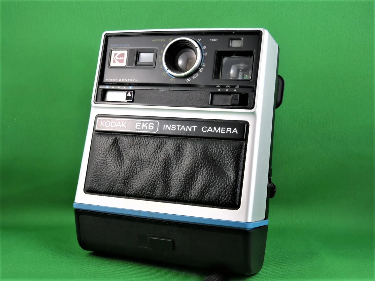 Cameras - Kodak Eastman EK6 Instant Camera (English Only)