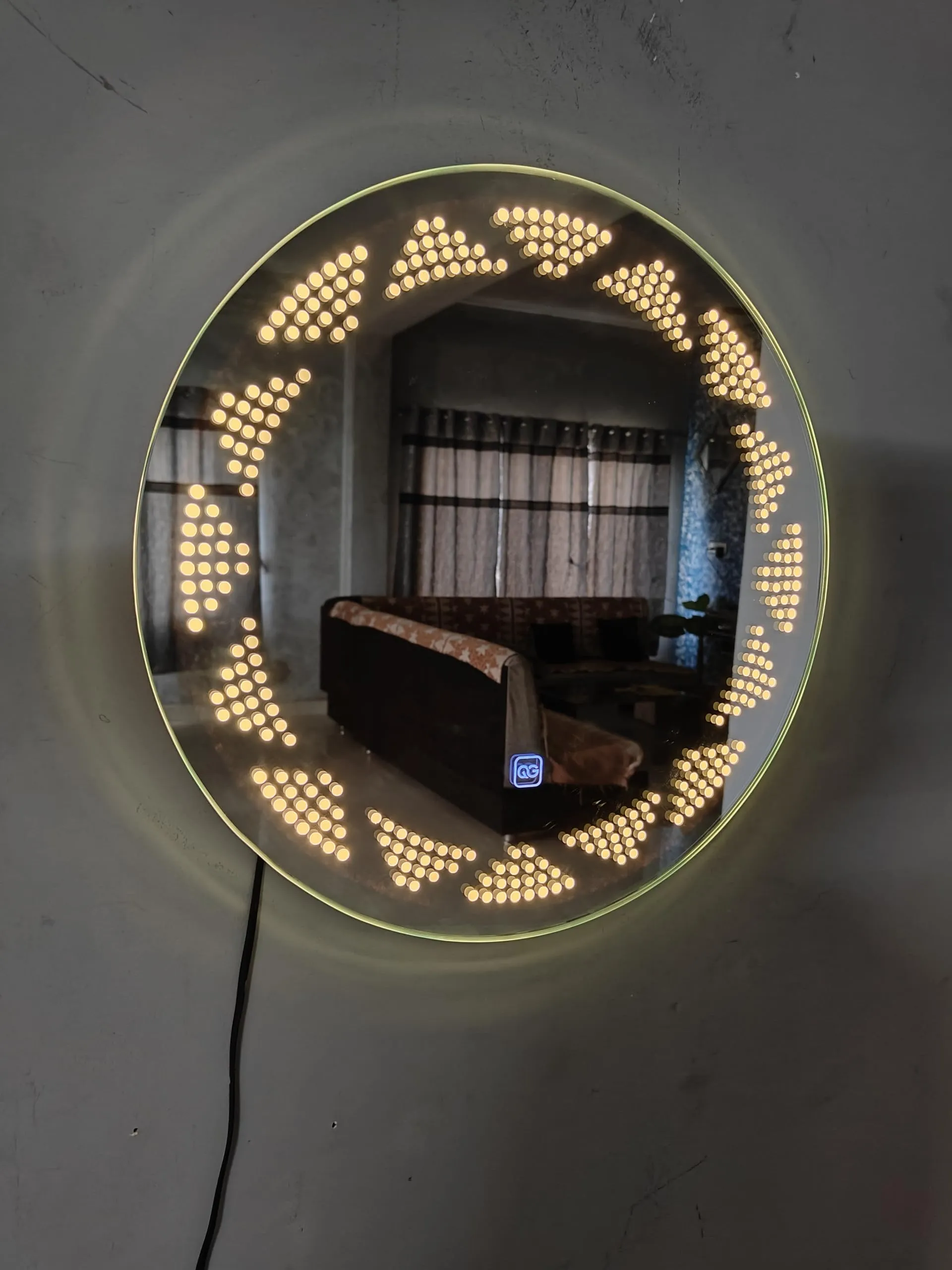 Quality Glass Bathroom LED Mirror with Touch Sensor, 3 Light Effects, Glass, Round LED-18 (18 x 18 Inch)