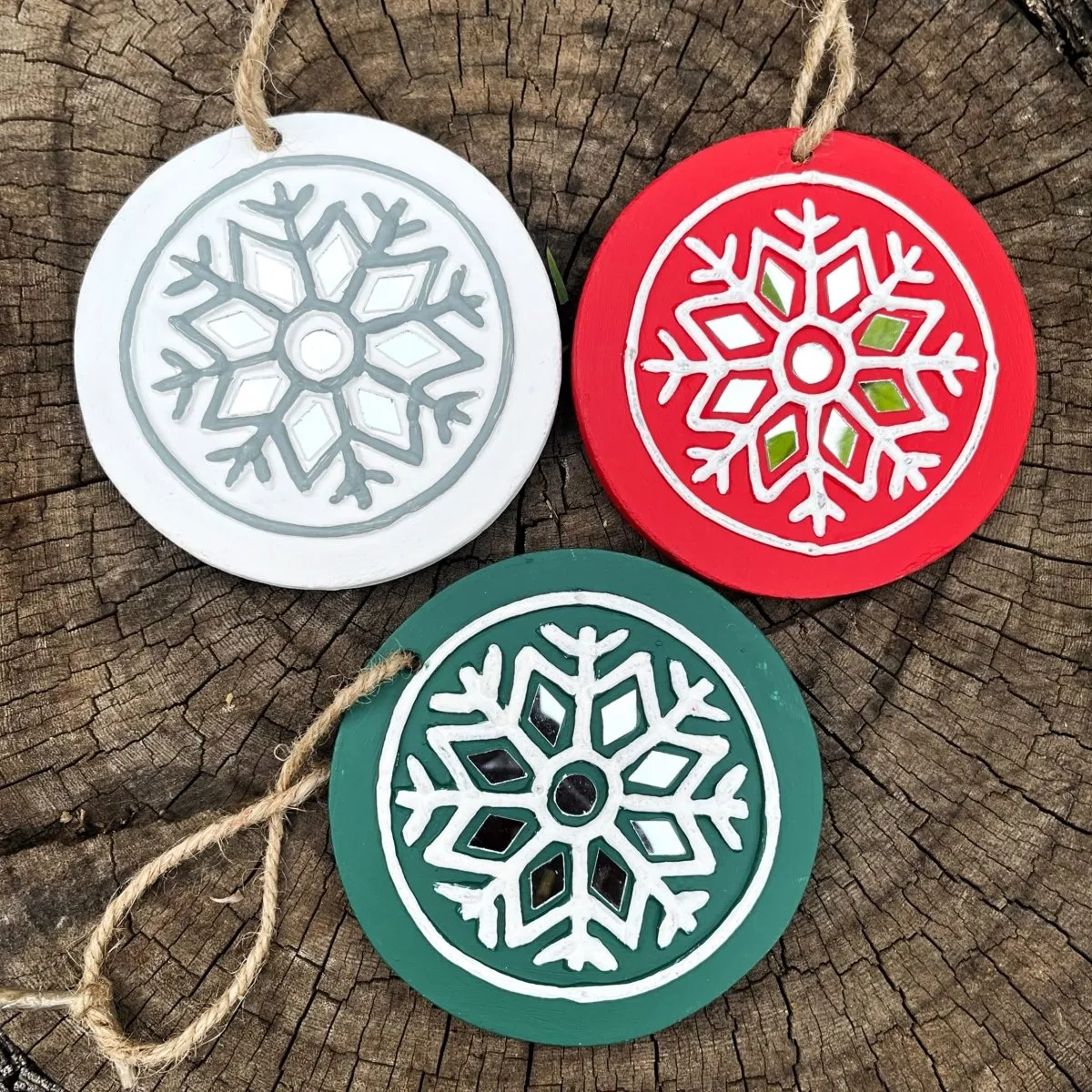 Snowflakes Mud & Mirror Handcrafted Lippan Christmas Tree Ornaments (Set of 3)