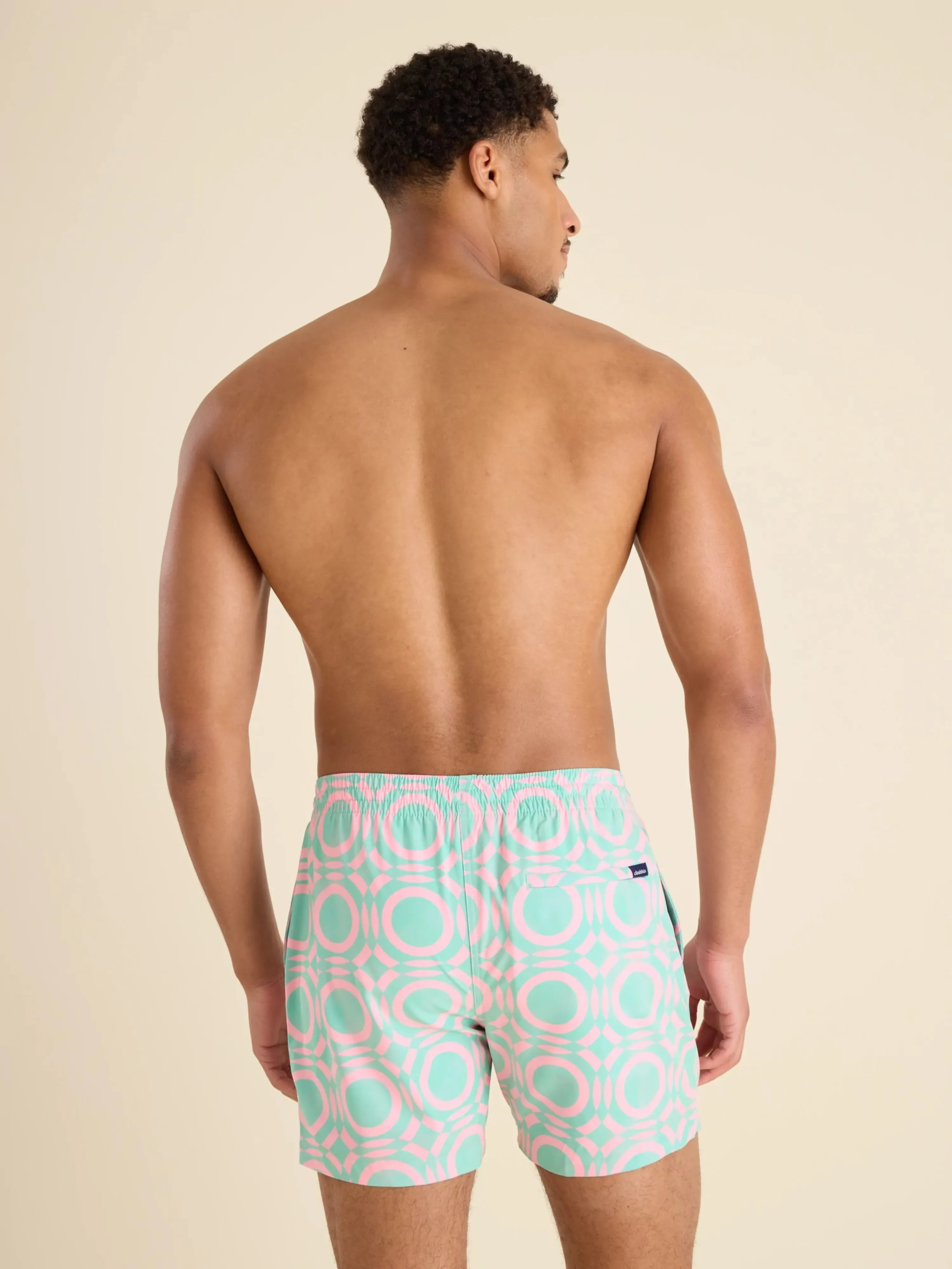 The Mosaics 5.5" (Classic Lined Swim Trunk)